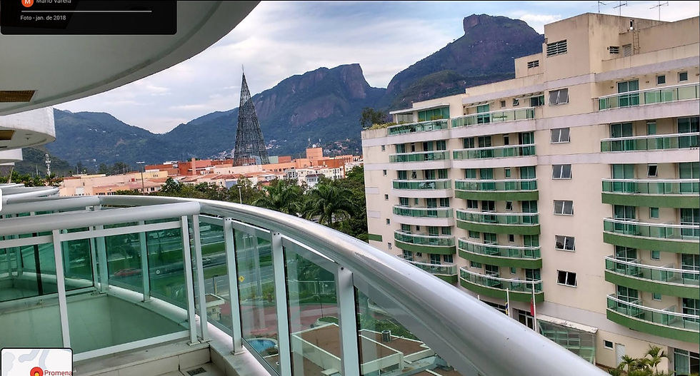 19 Vista da Pedra da Gávea com o Downtown o fundo