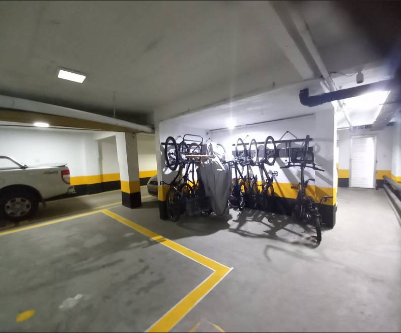 27 Bicicletário