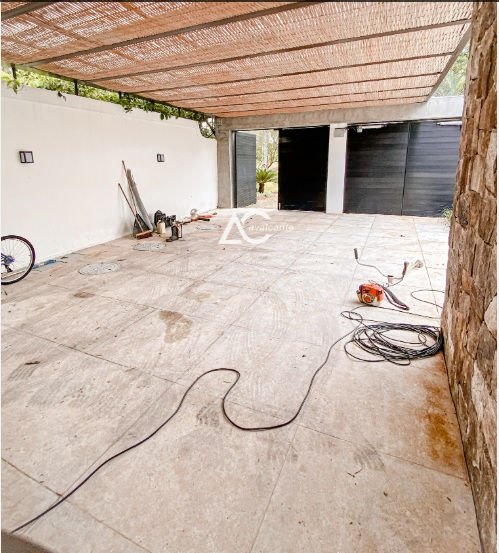 40 Garagem coberta