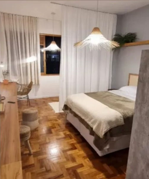 1 Quarto