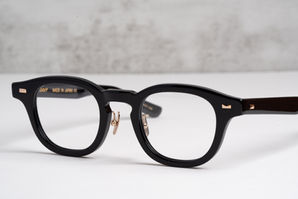 Mr.Gentleman EYEWEAR 「JIMMY のブラックカラー」全サイズ揃っています‼