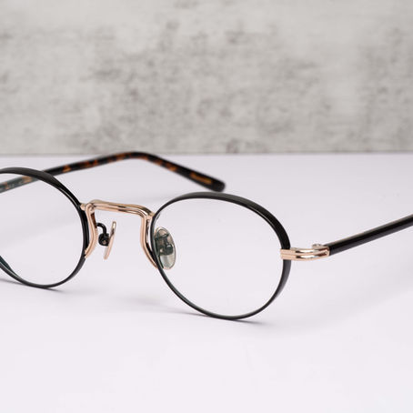 強度近視の方にも最適な小ぶりなメガネ　「Ryan」再入荷