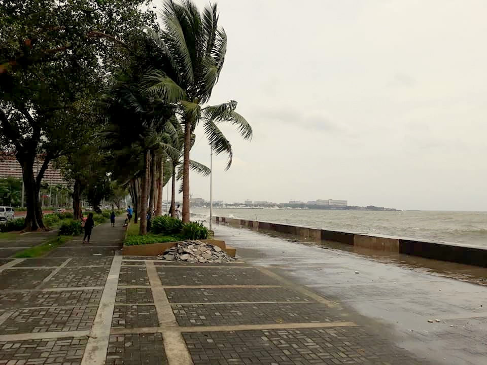 Manila Baywalk