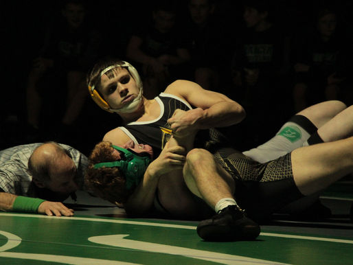 PEM wrestlers open dual meet season with 33-20 win in LaCrescent