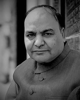 MR SANJAY SINGHANIA