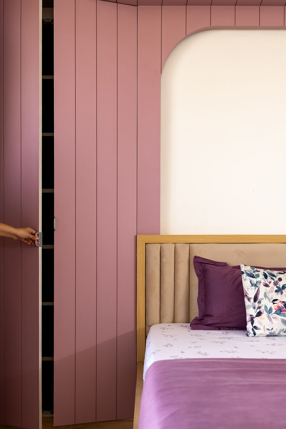 Understated Charm (7 of 10).JPG