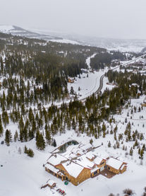 Alpine Villa_0831-Edit-2.jpg