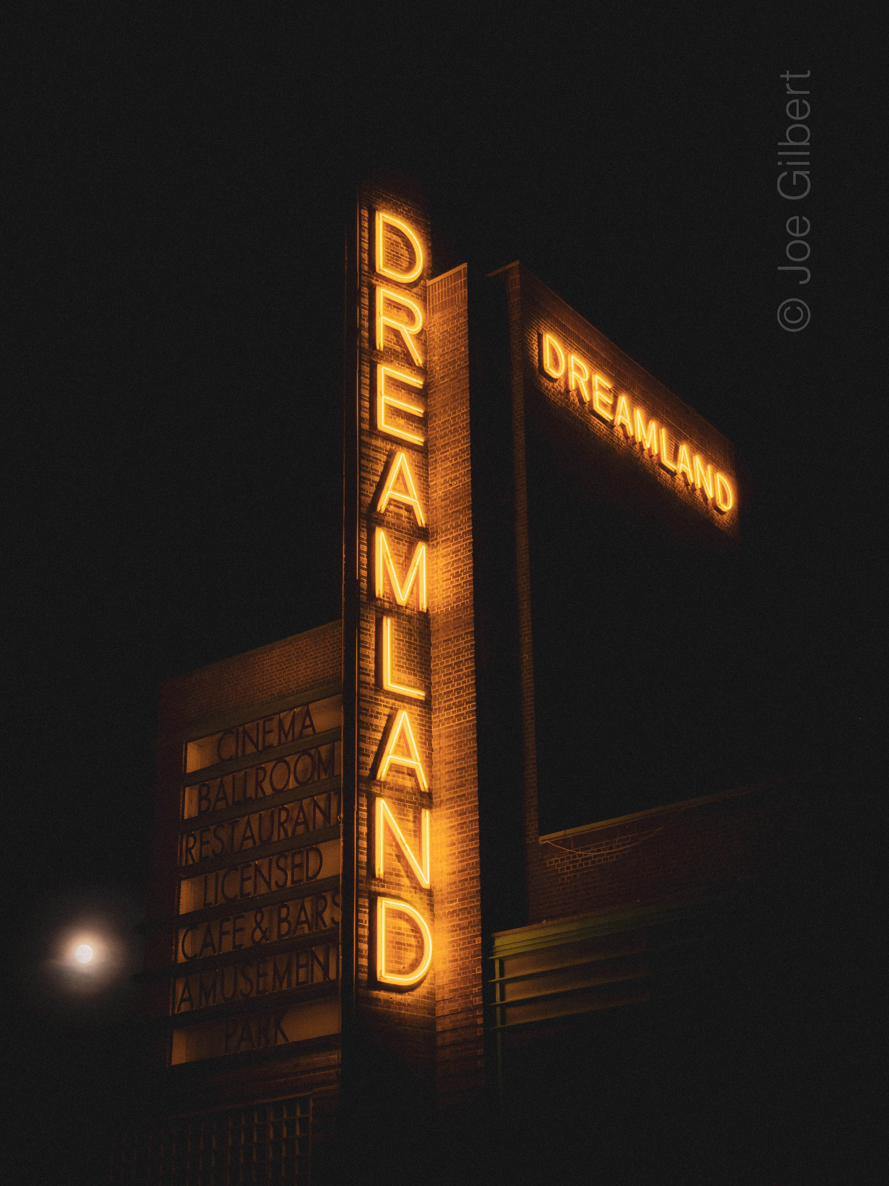 Dreamland neon nights