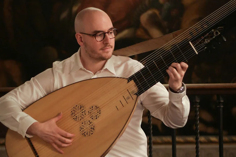 Andrew Flory, guitar