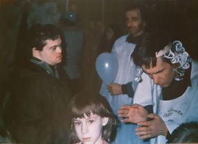 1990: Первое Рождество Московских общин «Вера и Свет» Лебяжий переулок.