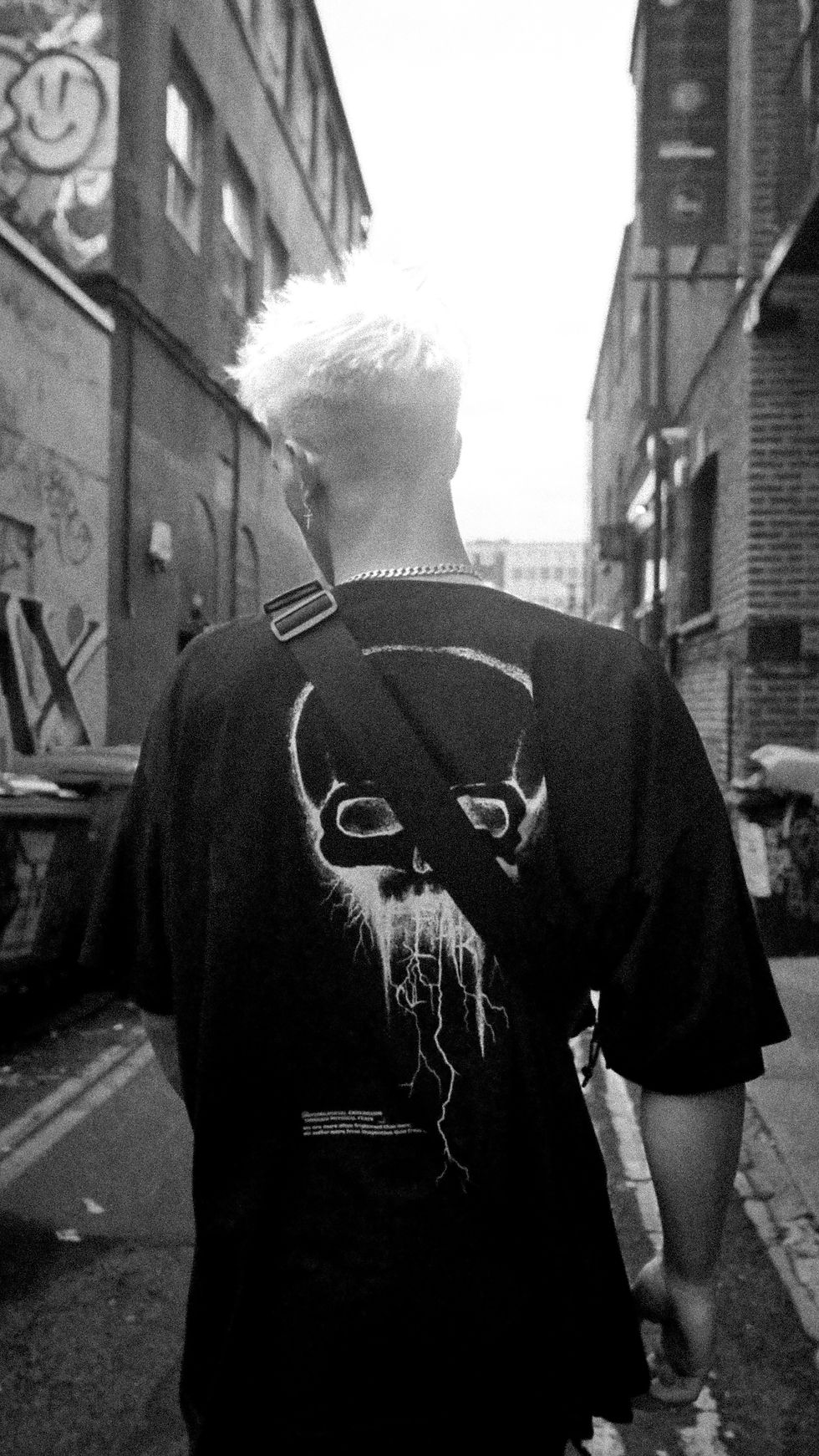 Thumbnail: SKULL Tee