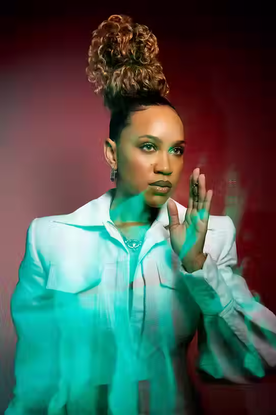 amanda-reifer-hip-hop-album (1).avif