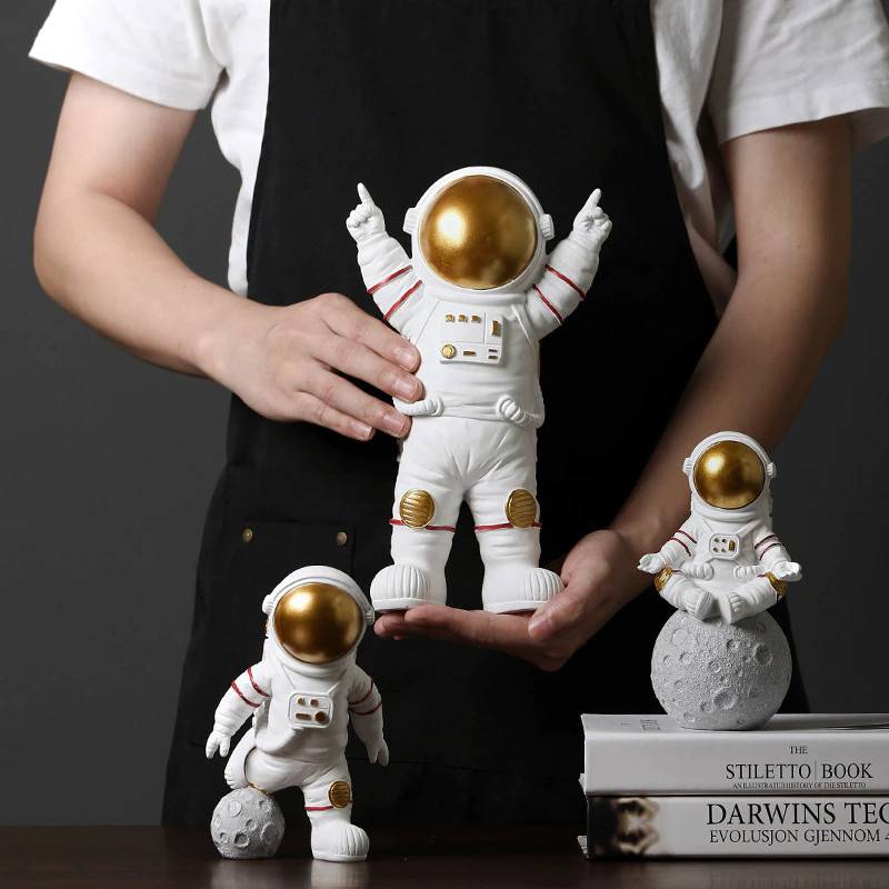 Thumbnail: Resin Astronaut Figurines Fashion Spaceman With Moon Miniatures Cosmonaut Statue