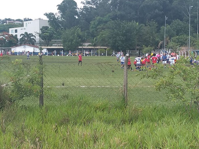 A VOZ QUE ECOA NO FUTEBOL AMADOR FEMININO
