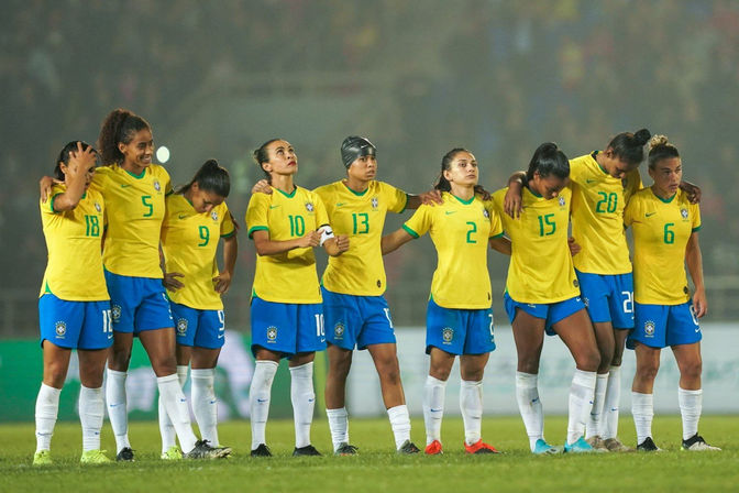 BRASIL PERDE NOS PÊNALTIS PARA A CHINA.