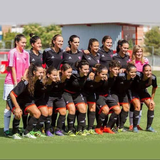 ASSIM COMO OUTROS TIMES EUROPEUS, REAL MADRID ESTÁ PRESTES A TER UM TIME FEMININO.