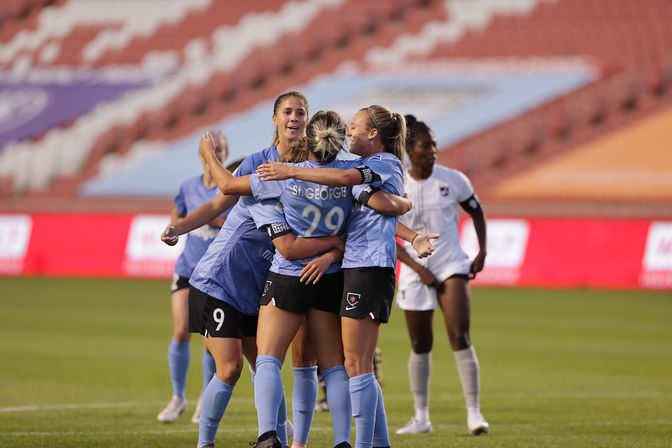 Houston Dash ou Chicago Red Stars: quem será o mais novo campeão da Challenge Cup?