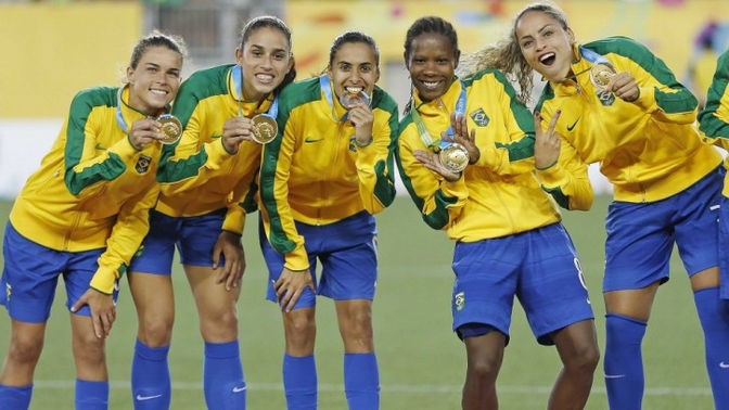 Futebol é coisa de mulher, sim!