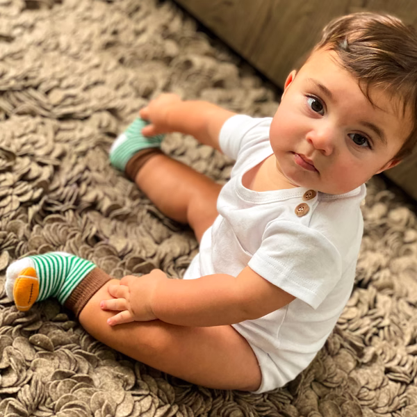 Football Boogie Toes Rattle Socks - Image 3