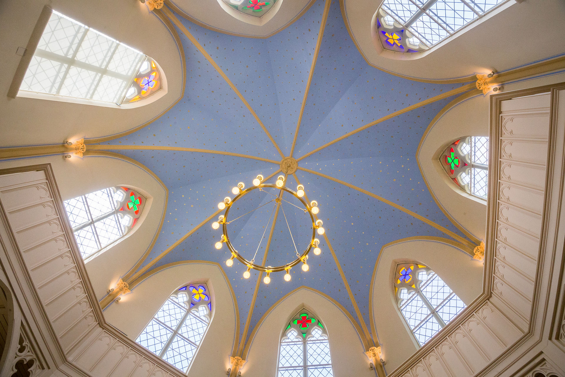 Innenbereich der Kuppel des Standesamts Alte Neuendorfer Kirche in Potsdam