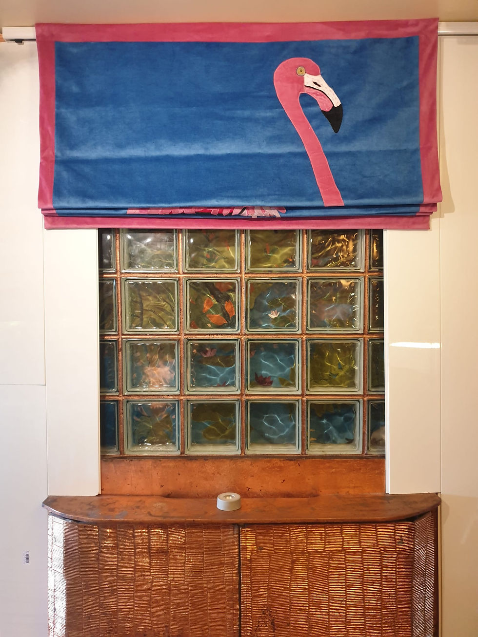 Thumbnail: Handmade Velvet Flamingo Roman Blind Quarter Length Image