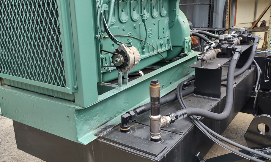 Hoss Custom Winch view of machine.JPG