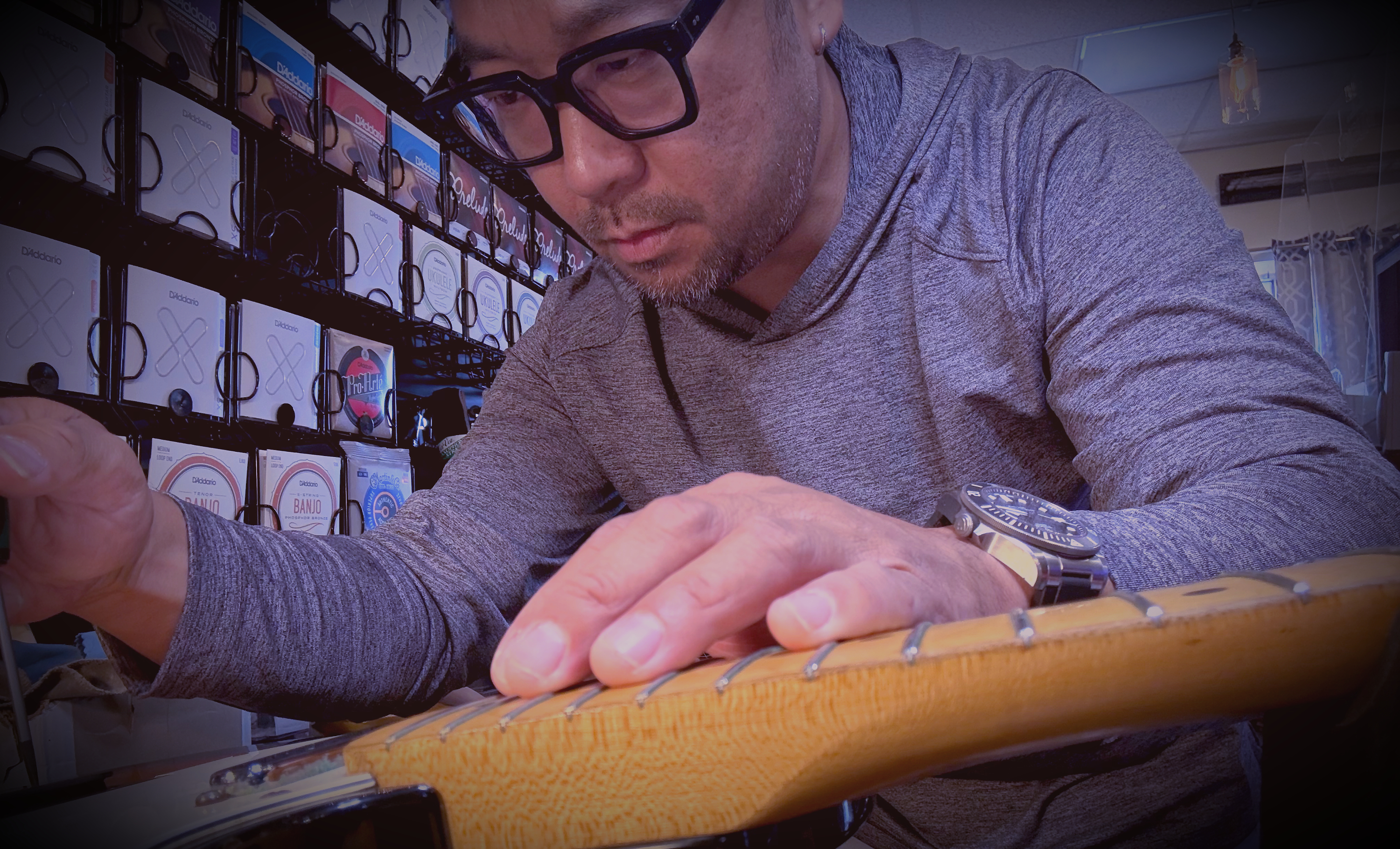 E.L. Music shop photo