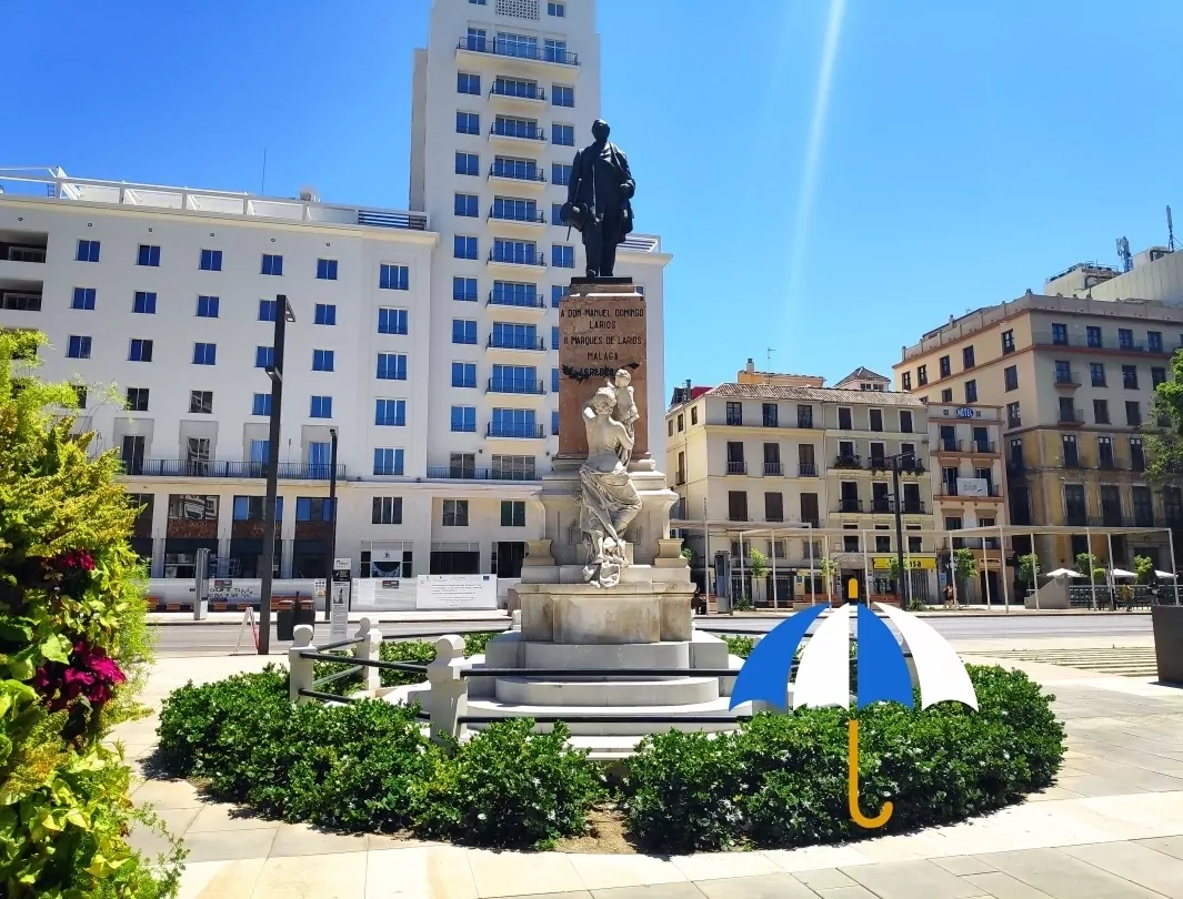 Punto de encuentro con el paraguas de los Málaga Tapas Tours de MálagaTurismo.es