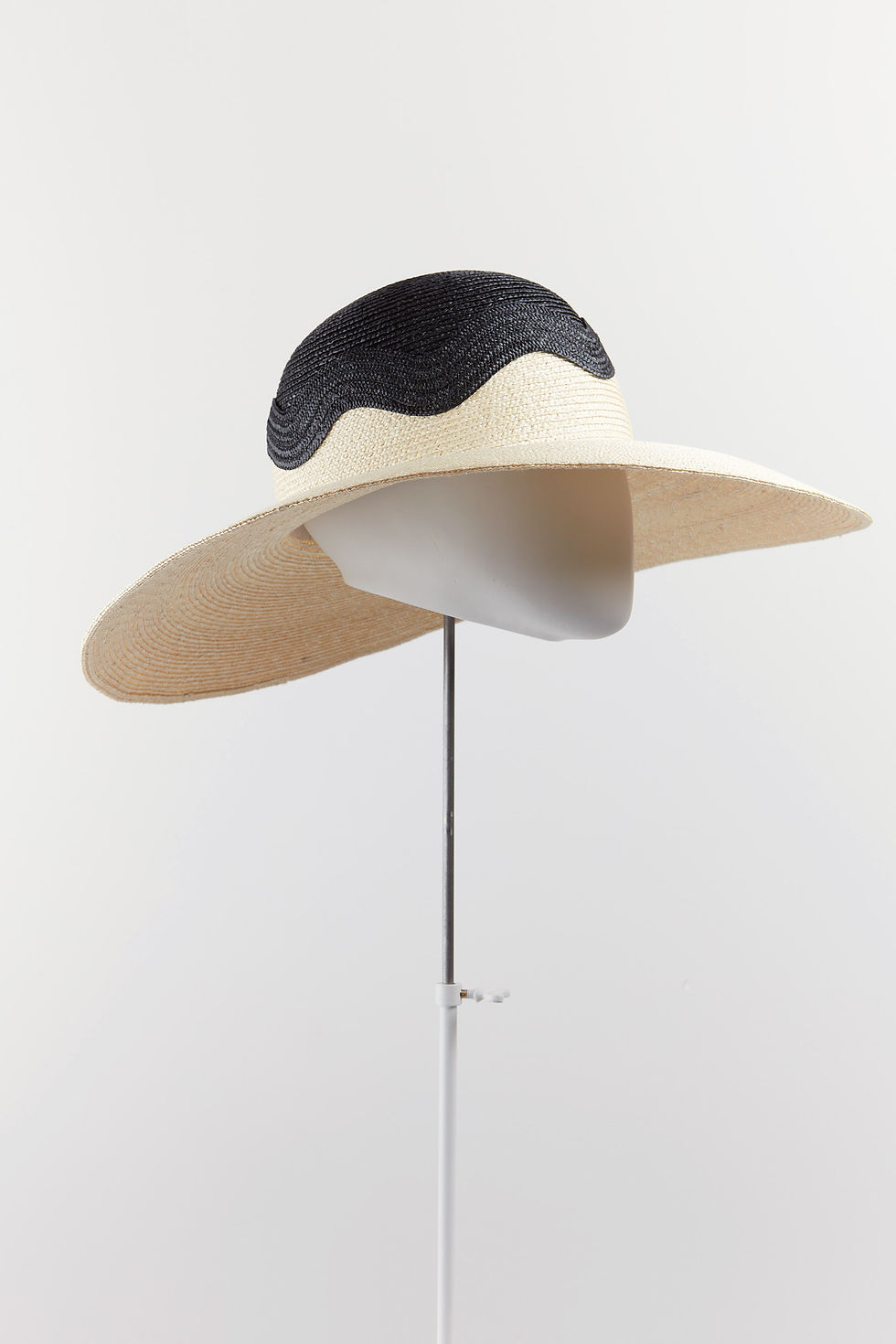 Thumbnail: Wave straw sunhat with decorative crown - side view