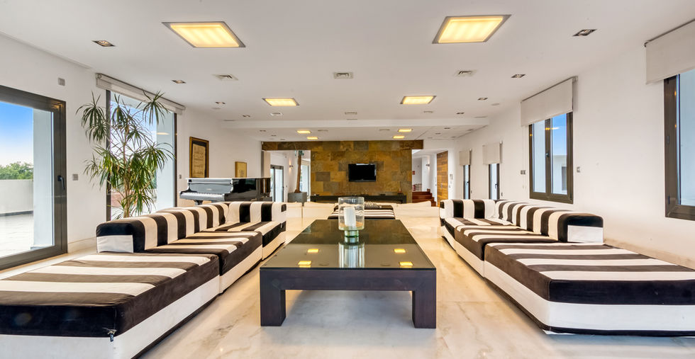 Almería Concierge - Villa Piano - living room - Villa in Vera