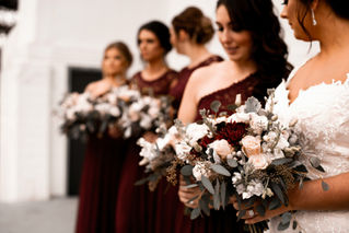 How to Choose Mismatched Bridesmaid Dresses