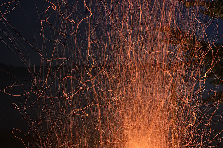 fire-2903682_1920.jpg