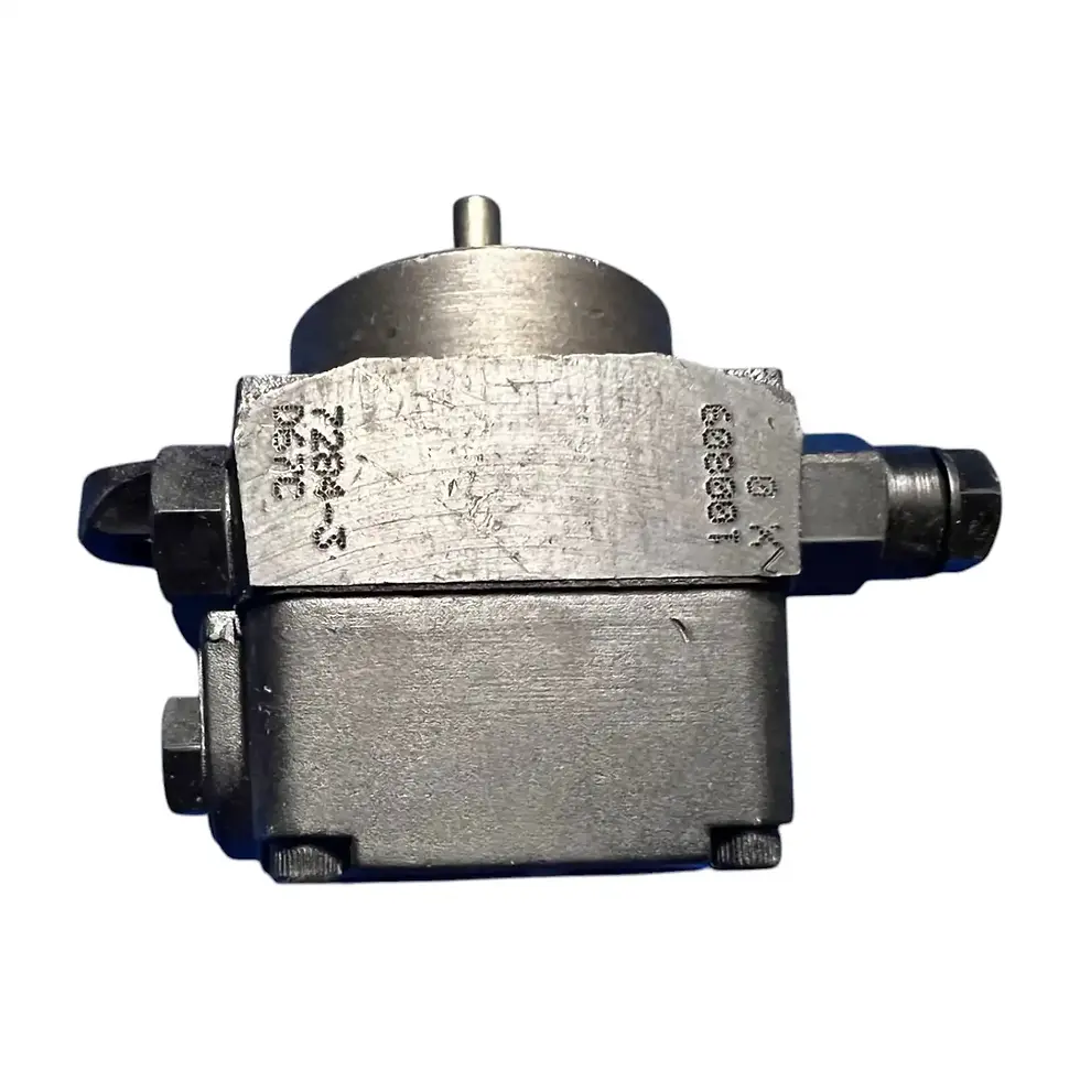 Thumbnail: Suntec D67C part number 72843P manufacturer plate details.