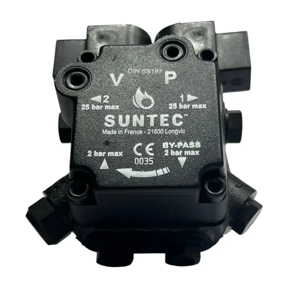 Suntec A2L75C dual stage oil pump front shaft face.