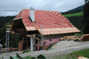 Das Dach mit Schindeln decken