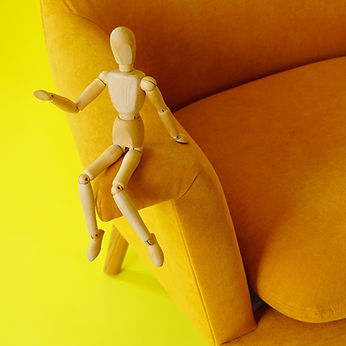 IFS-informed somatic coach offering trauma-informed psychosomatic sessions online — Tanya Master.