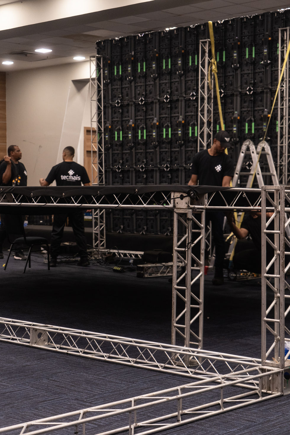 Estrutura Audiovisual para Eventos Corporativos no Rio de Janeiro | Tecmais Eventos