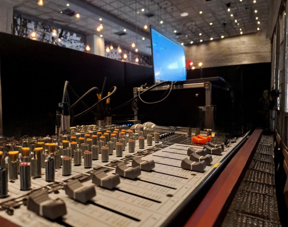 A Sinfonia Perfeita: Como a Sonorização Profissional Define o Sucesso de um Evento