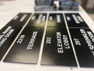 400+ interior signs for Lowe's