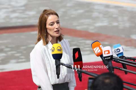 I leader europei al vertice UE-Armenia lodano la leadership del Premier armeno Pashinyan.