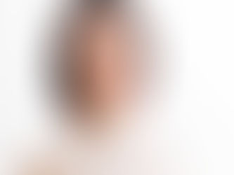 はじめまして、鈴木靖世です。