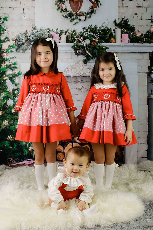 Family christmas photo.jpg