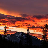 Dramatic Sunset over the Mountains