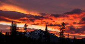 Dramatic Sunset over the Mountains
