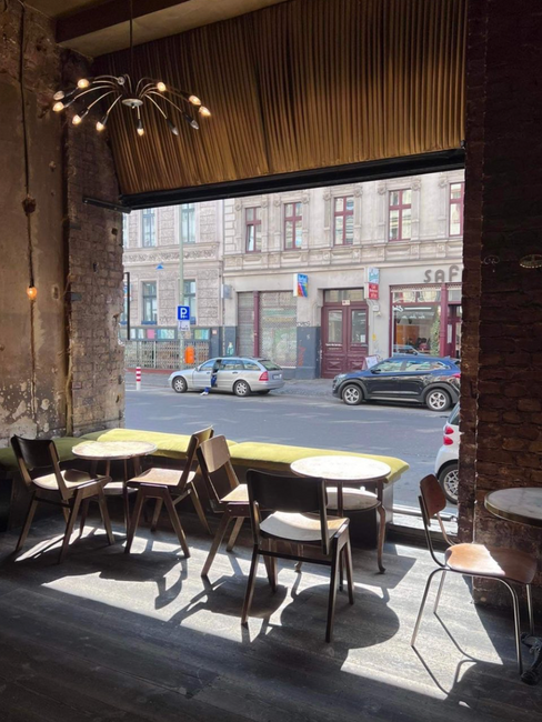 Cozy Luzia Bar in Berlin