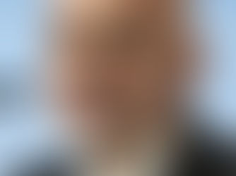 Ashraf Ghani abandona o Afeganistão depois de invasão talibã. Centenas de pessoas morreram