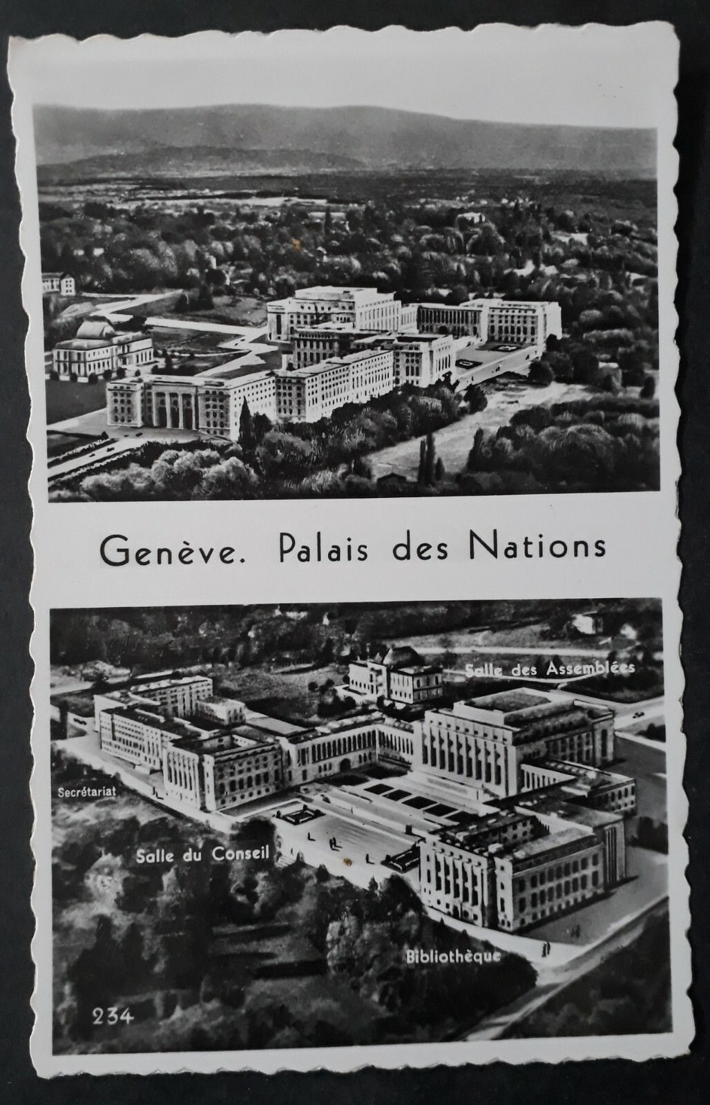 Undated Switzerland Postcard-Geneva, Palais des Nations Unused