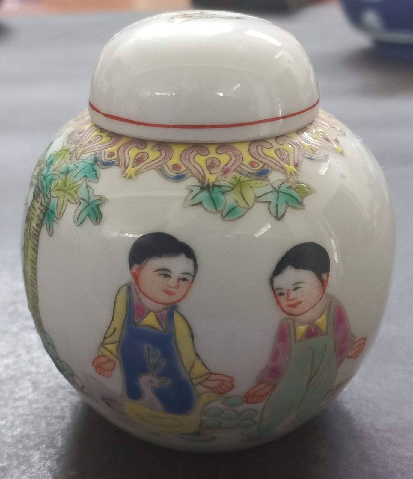 Zhongguo Jingdezhen Zhi Porcelain Ginger Jar with lid- Children & Geese 7.5cm