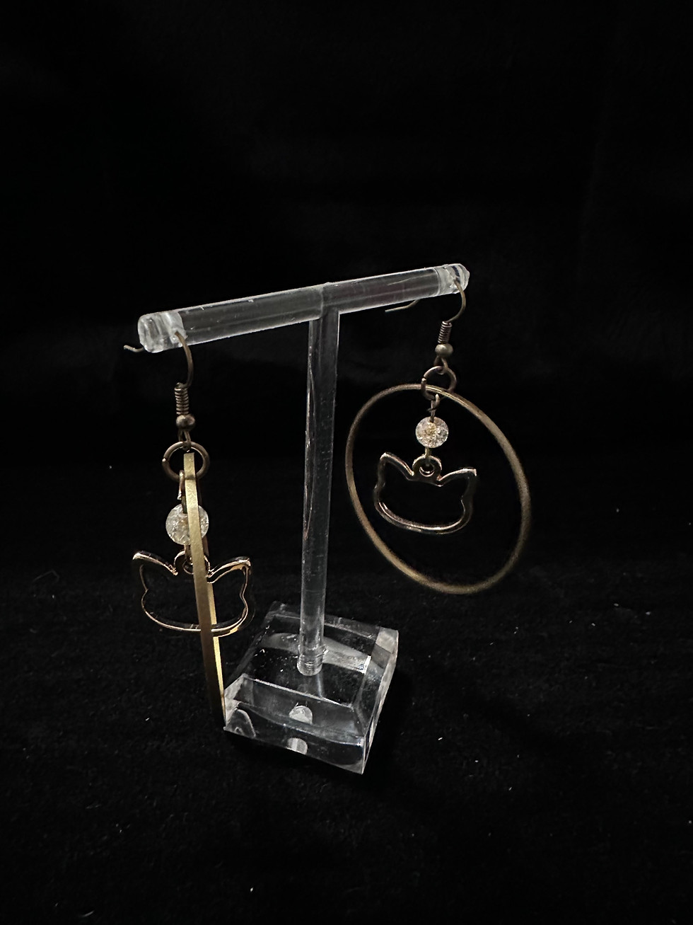 Thumbnail: Metal Cat and Hoop Earrings 
