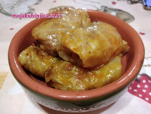 SARMA OD KISELOG KUPUSA